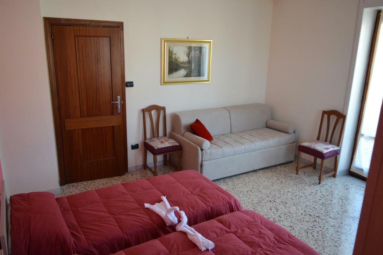 B&B Olympo Салерно Екстериор снимка