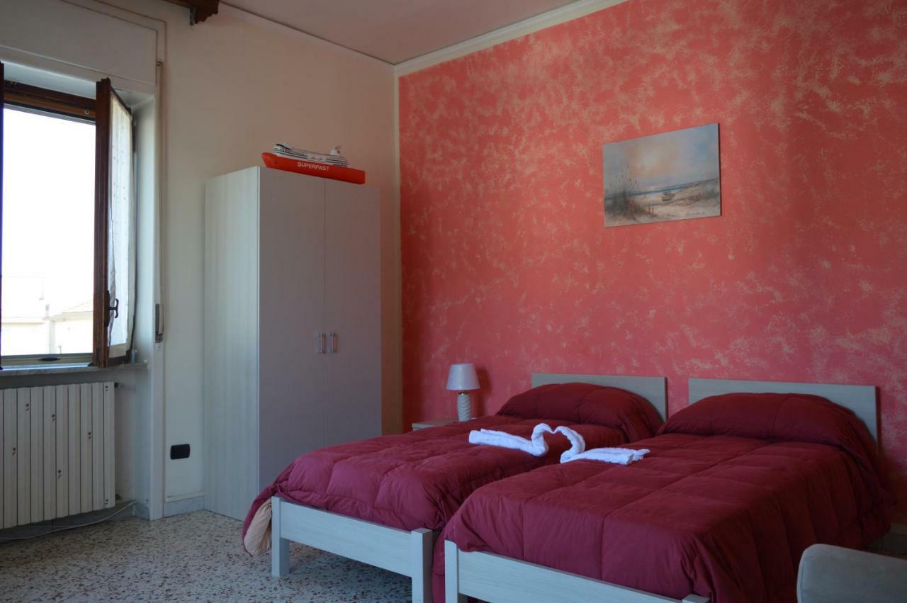 B&B Olympo Салерно Екстериор снимка